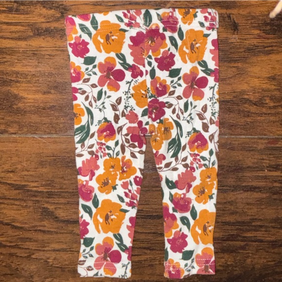 ! 🦃PERFECT for THANKSGIVING🦃 ! BABY ESSENTIALS 2pc top & bottom OUTFIT size 3M - Picture 6 of 7